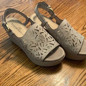 Naked Feet Pegasi wedges